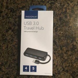 USB 3.0 travel hub